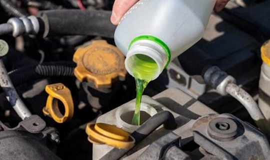 Cara Merawat Radiator Mobil dan Tips Memperbaikinya Sendiri