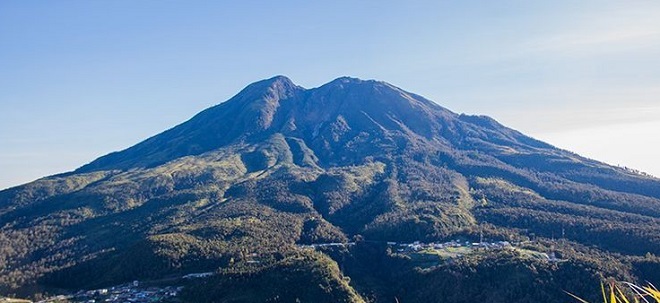 Pantangan Mendaki Gunung Lawu yang Perlu Diketahui Pemula