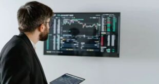 Menjadi Seorang Financial Analyst di Sebuah Perusahaan